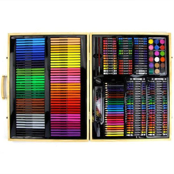 28% off on 251-Piece Ultimate Art Set | OneDayOnly