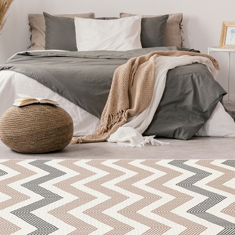 51 off on Rugs 4 U Zigzag Indoor/Outdoor Rug OneDayOnly