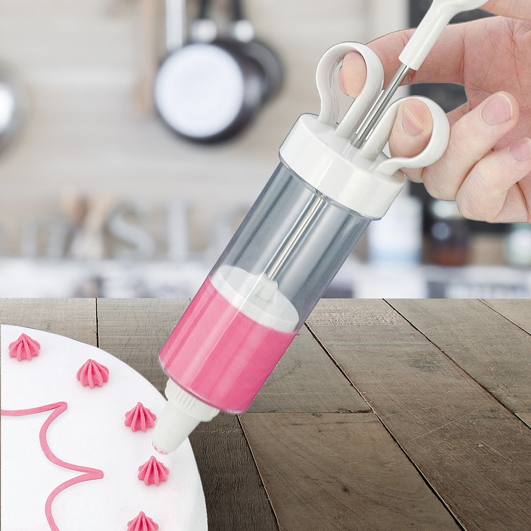 40 off on 9 Piece Icing Syringe and Nozzle Set