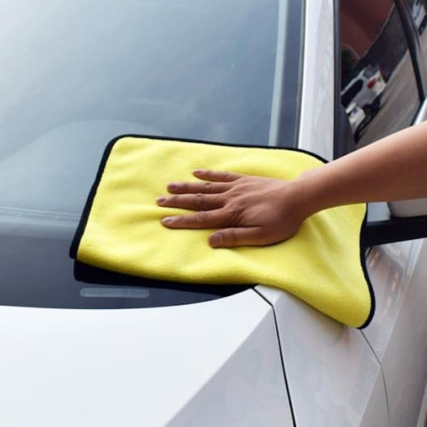 6x Ultra Thick 800gsm Plush Microfiber Car Cleaning Towels