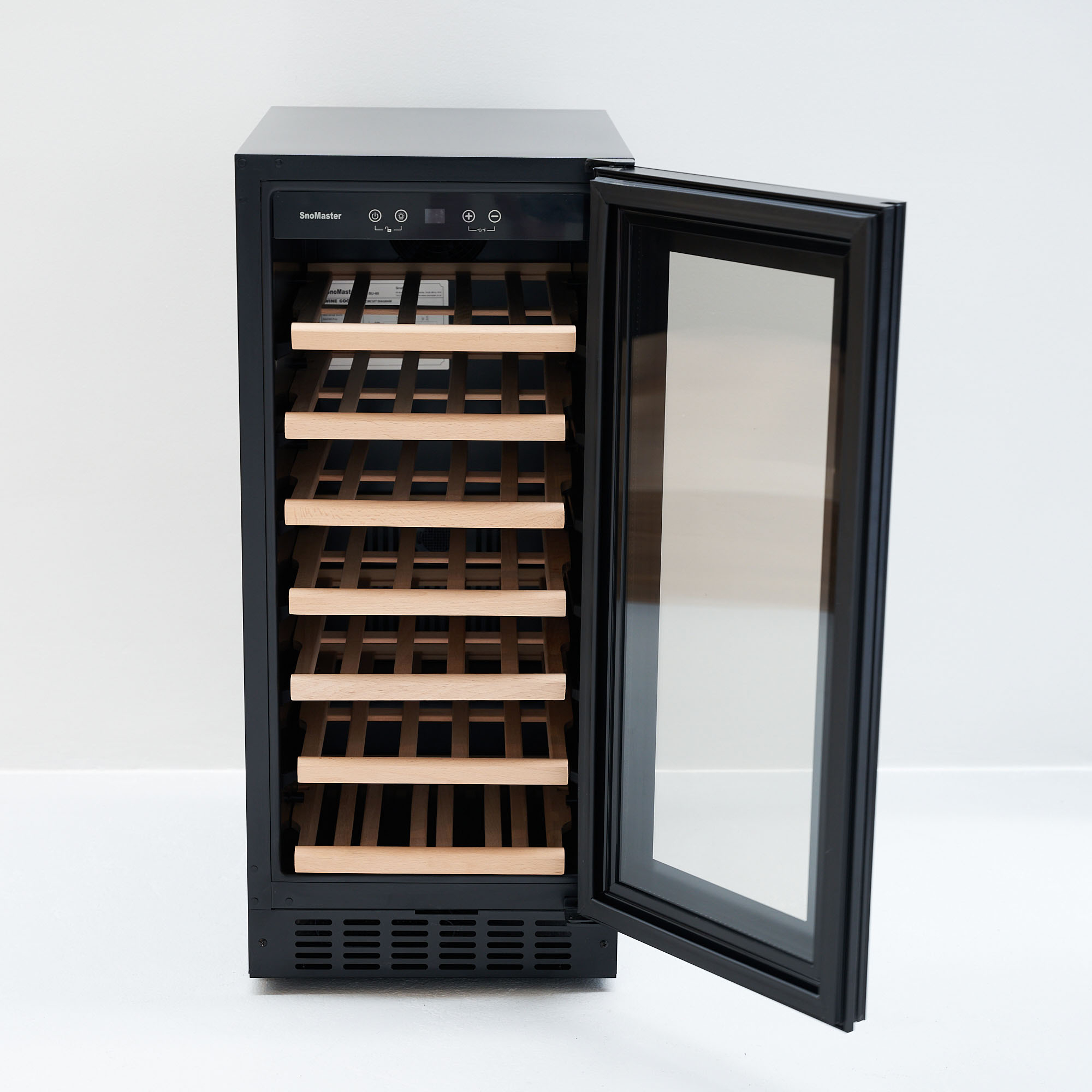 snomaster 32 bottle wine chiller