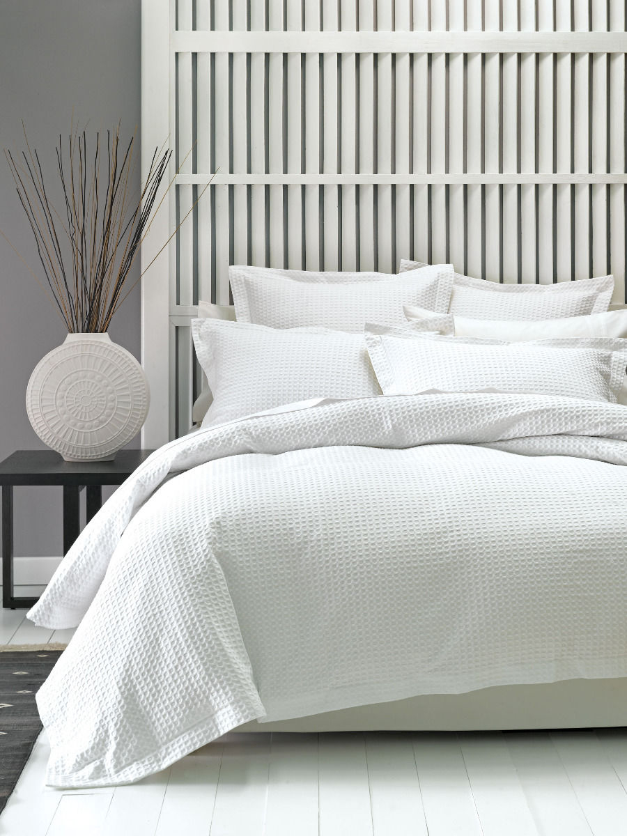 45% Off On Deluxe Waffle White Duvet Cover Set | OneDayOnly