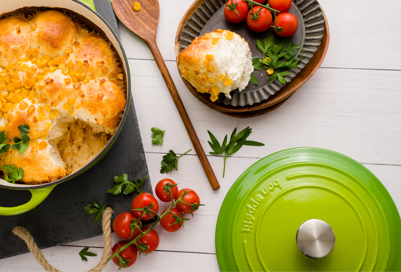 33% off on 7-Piece Enamel Coated Cast Iron Set | OneDayOnly