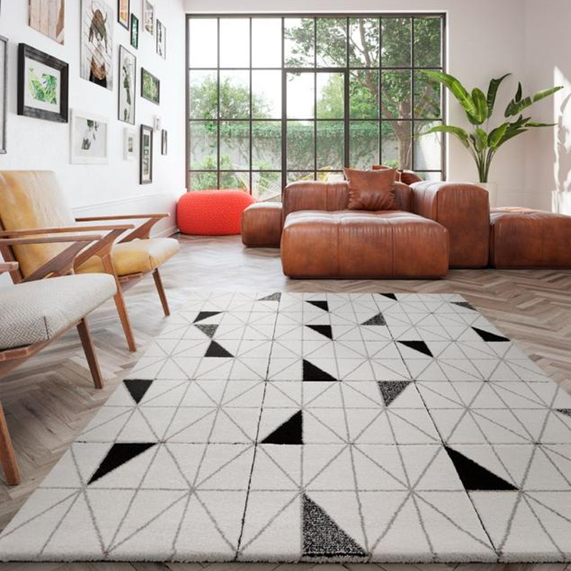 58% off on Shard Light Triangular Rug | OneDayOnly