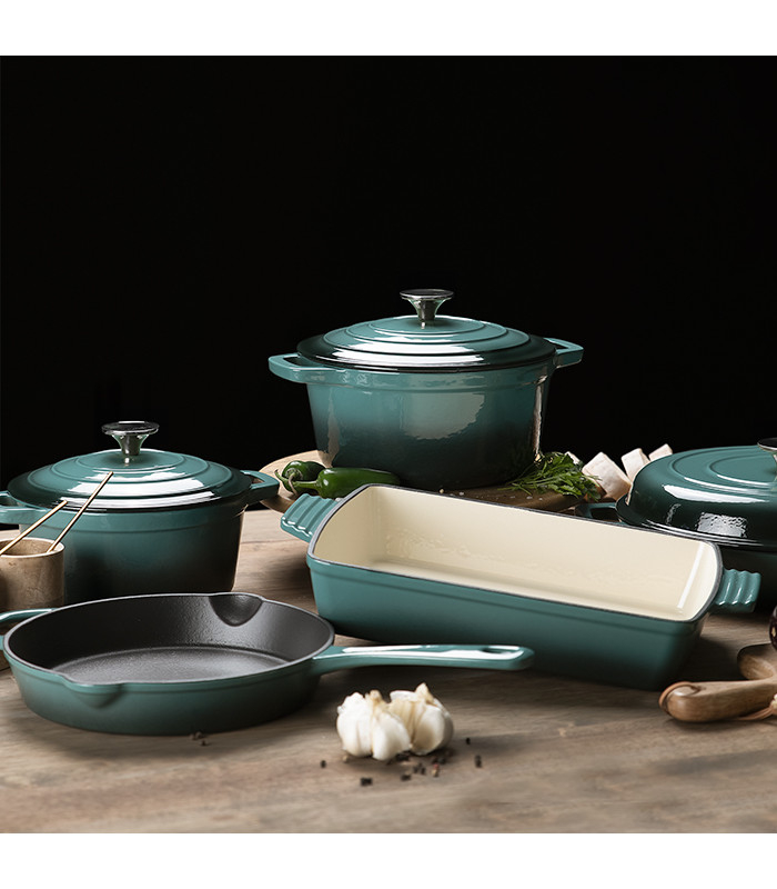 36% off on Nouvelle 8-Piece Cast Iron Set | OneDayOnly