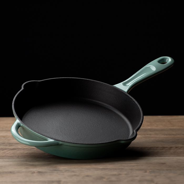 40% off on Nouvelle 26cm Cast Iron Skillet | OneDayOnly