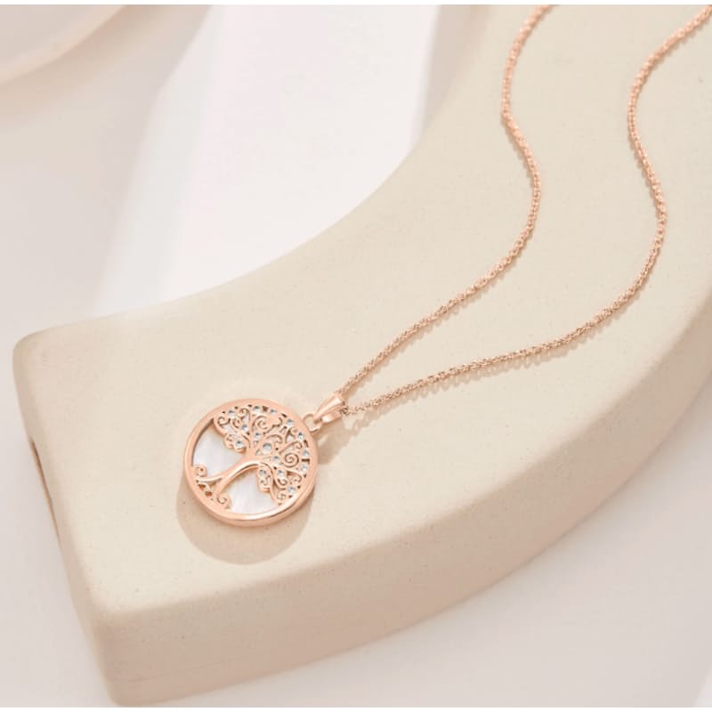 Mestige necklace 2025