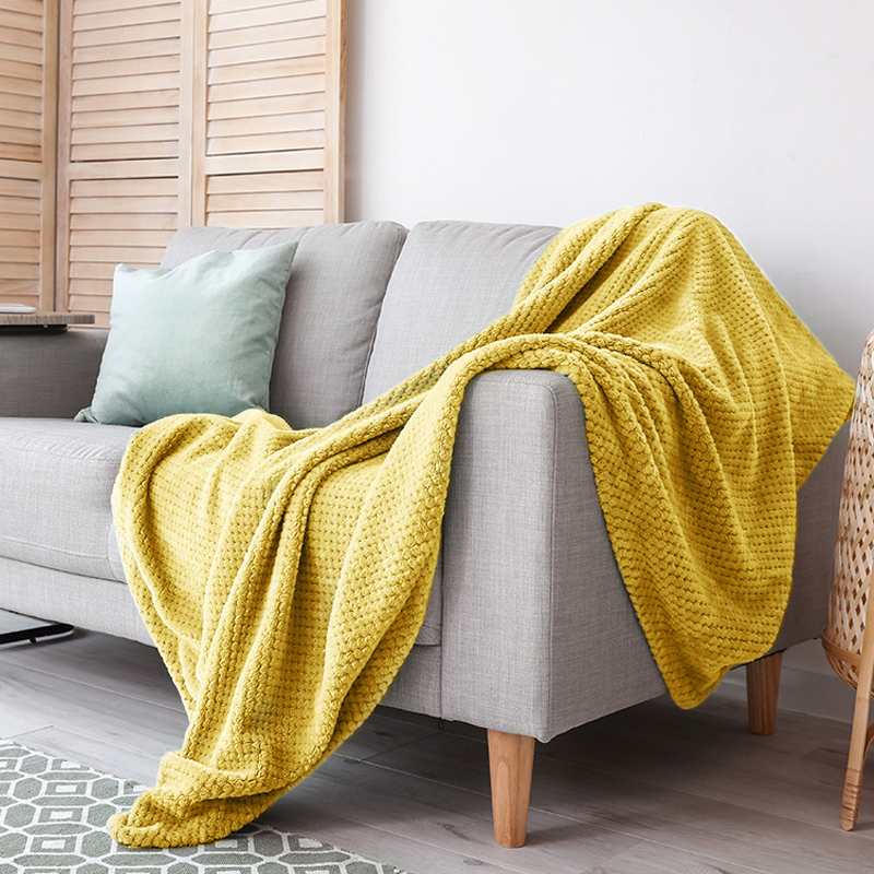 30% off on Decora Elegant Cosy Blanket | OneDayOnly