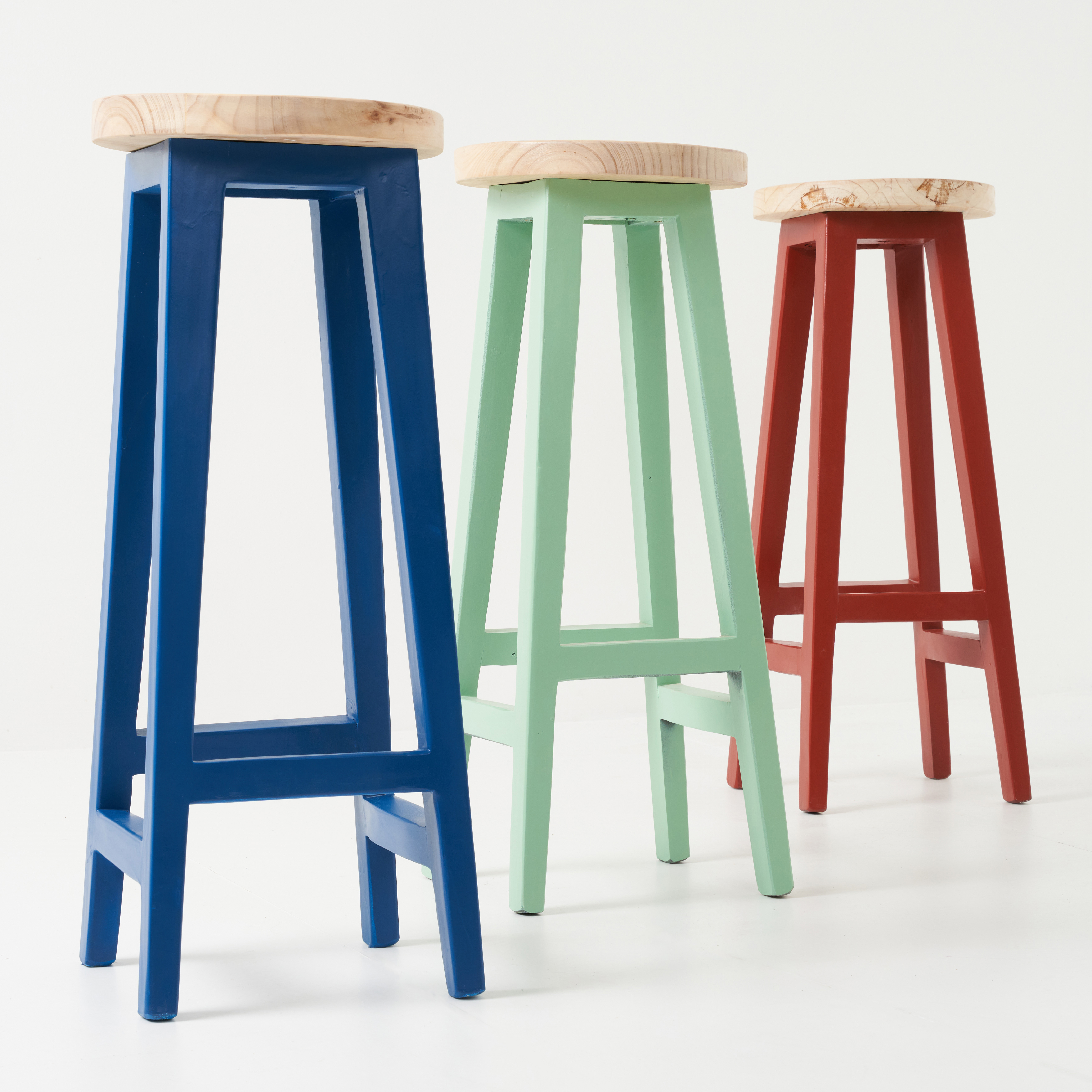 56% off on ZenFern Studios Entsha Autumn Stool | OneDayOnly