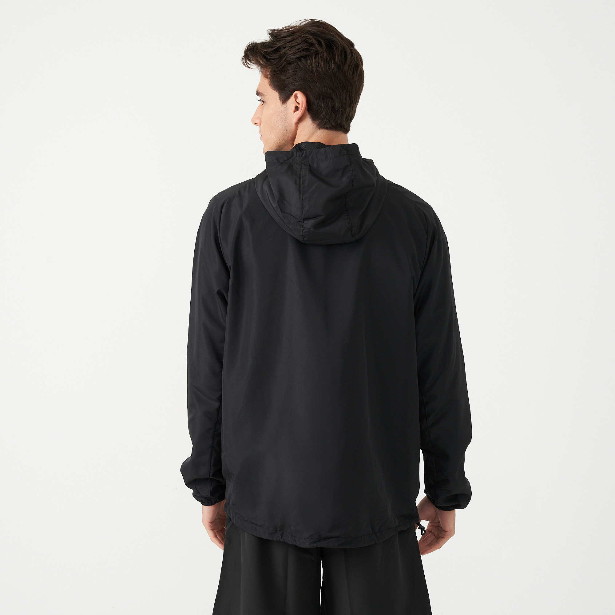 44% off on Umbro Men's Shower Jackets | OneDayOnly