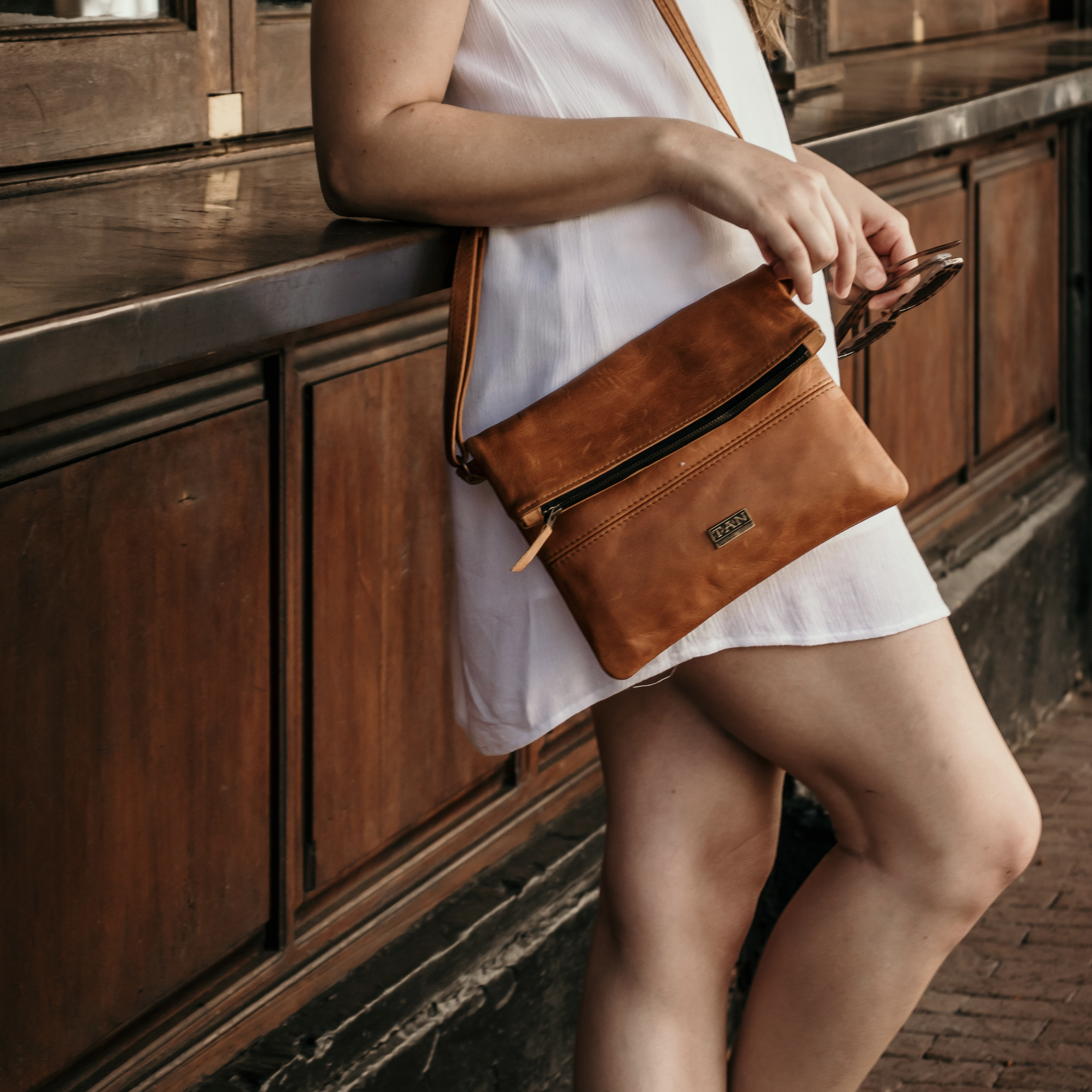 NINIA LEATHER BAG