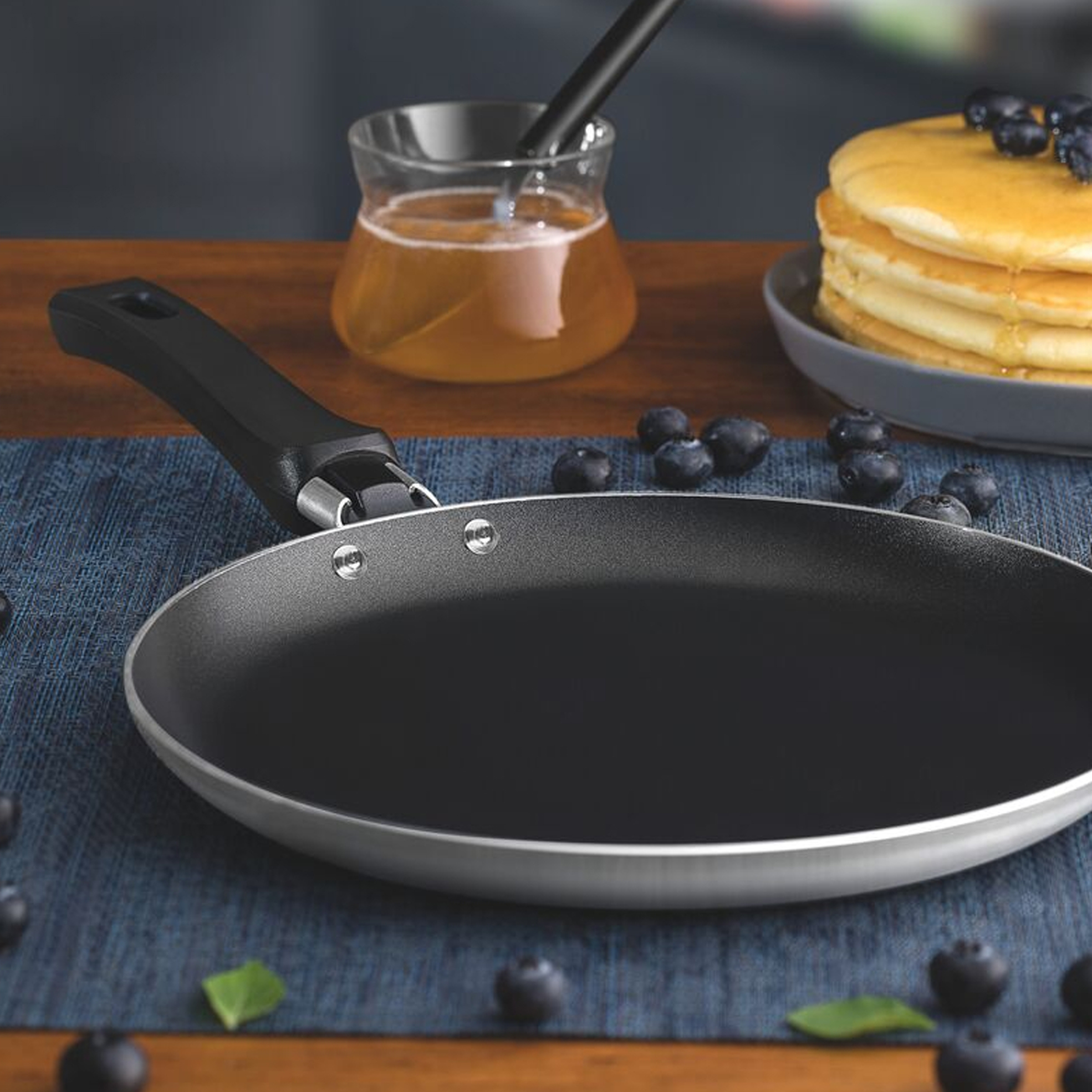22cm Non-Stick Professional Pancake Pan