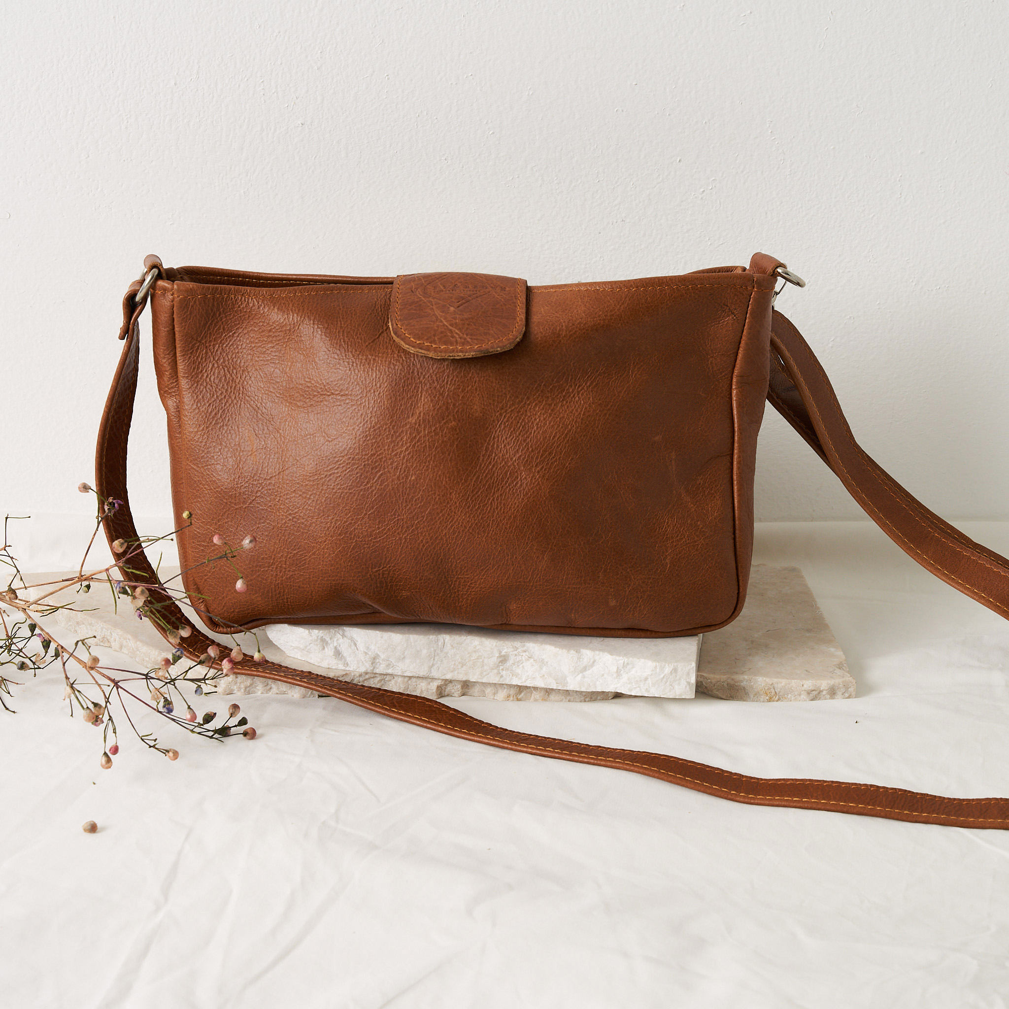 ladies tan bag