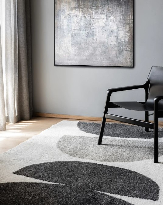 39 off on Black & White Geo Outdoor Rug OneDayOnly