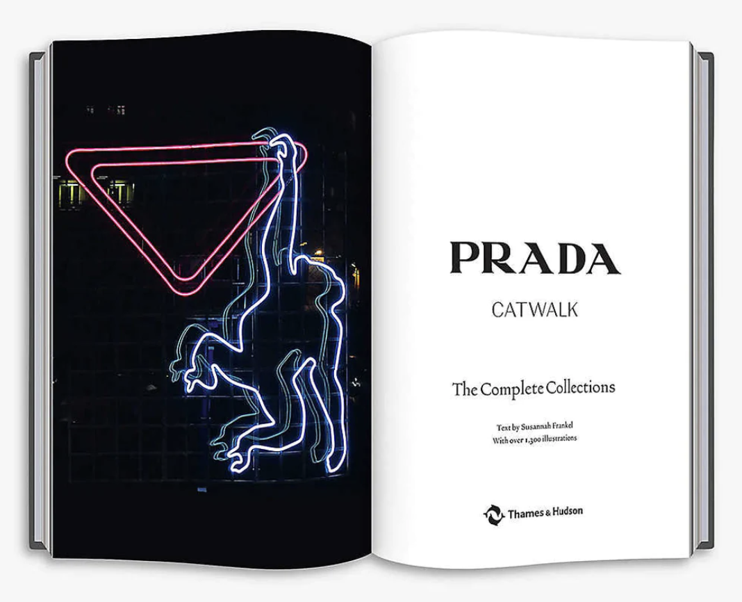 PRADA ビジュアルブック 31% off on Prada Catwalk Fashion | OneDayOnly