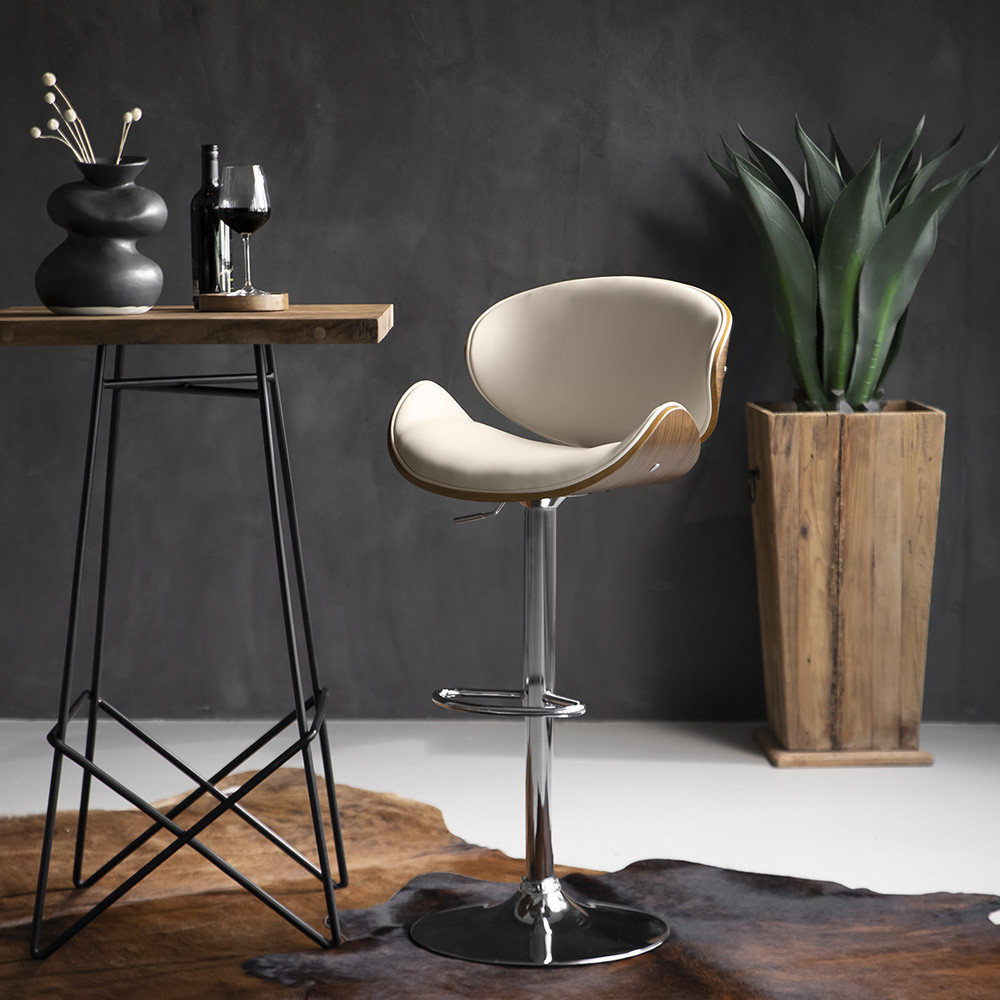 Bentwood Tub Bar Chair