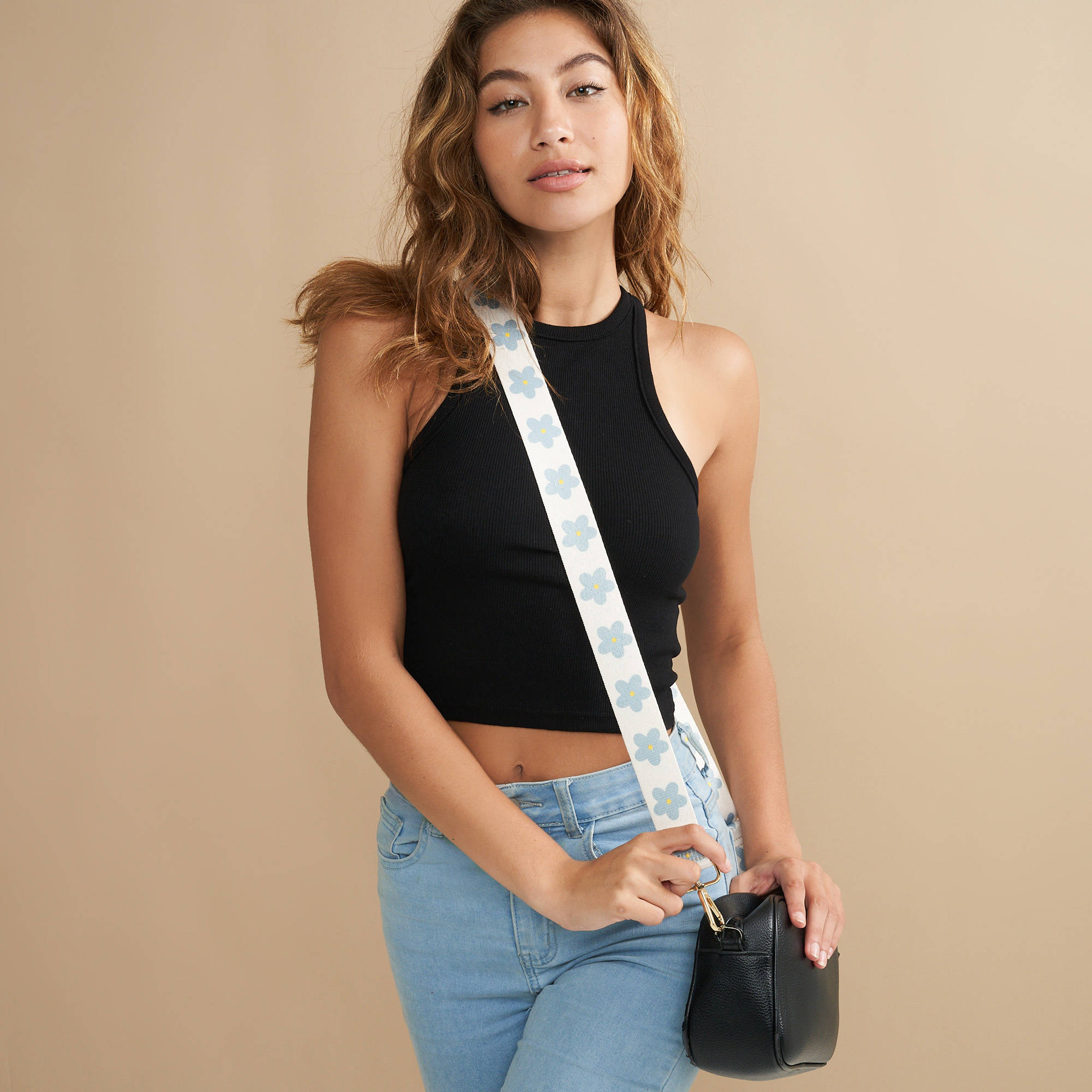 Blue Daisy (Bag Not Included)