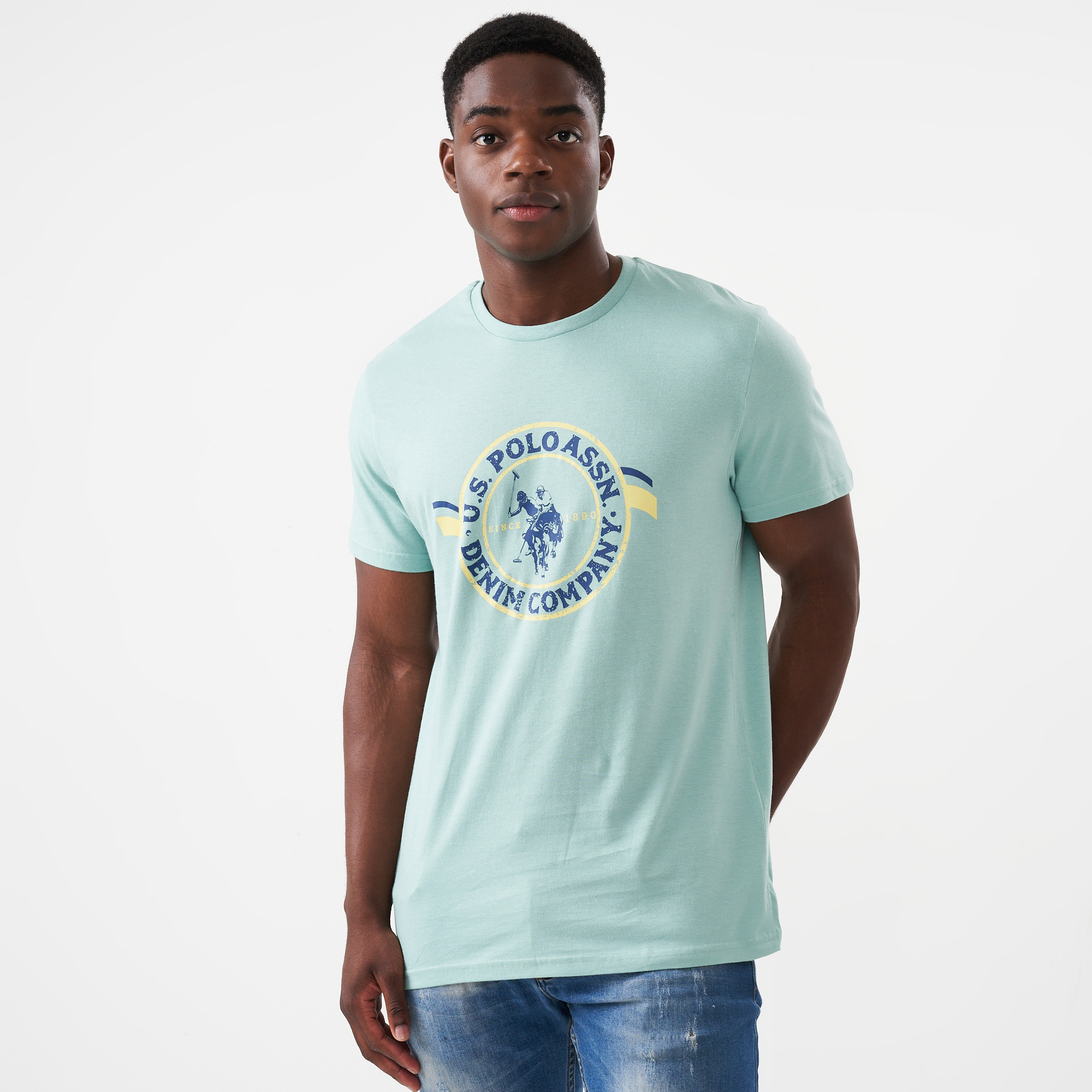 38% off on Men's Round Logo T-Shirt | OneDayOnly