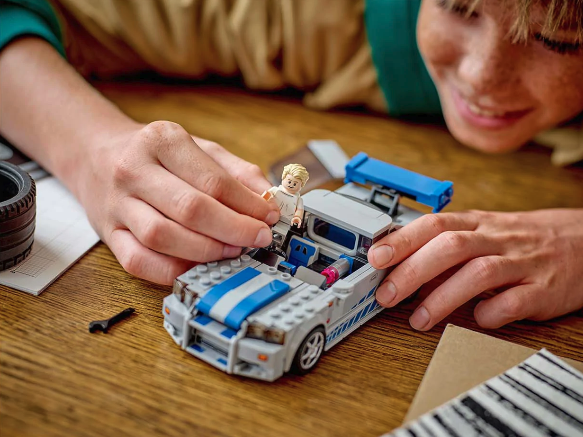 TRAVEL FOLK gtr. ルーマニア製 管理No.r2 R60 off on LEGO Nissan Skyline GT-R | OneDayOnly