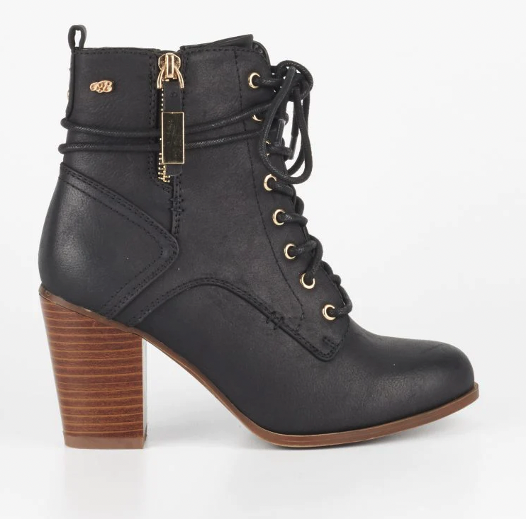 33% off on Ladies Black Ahlam 2 Boots | OneDayOnly