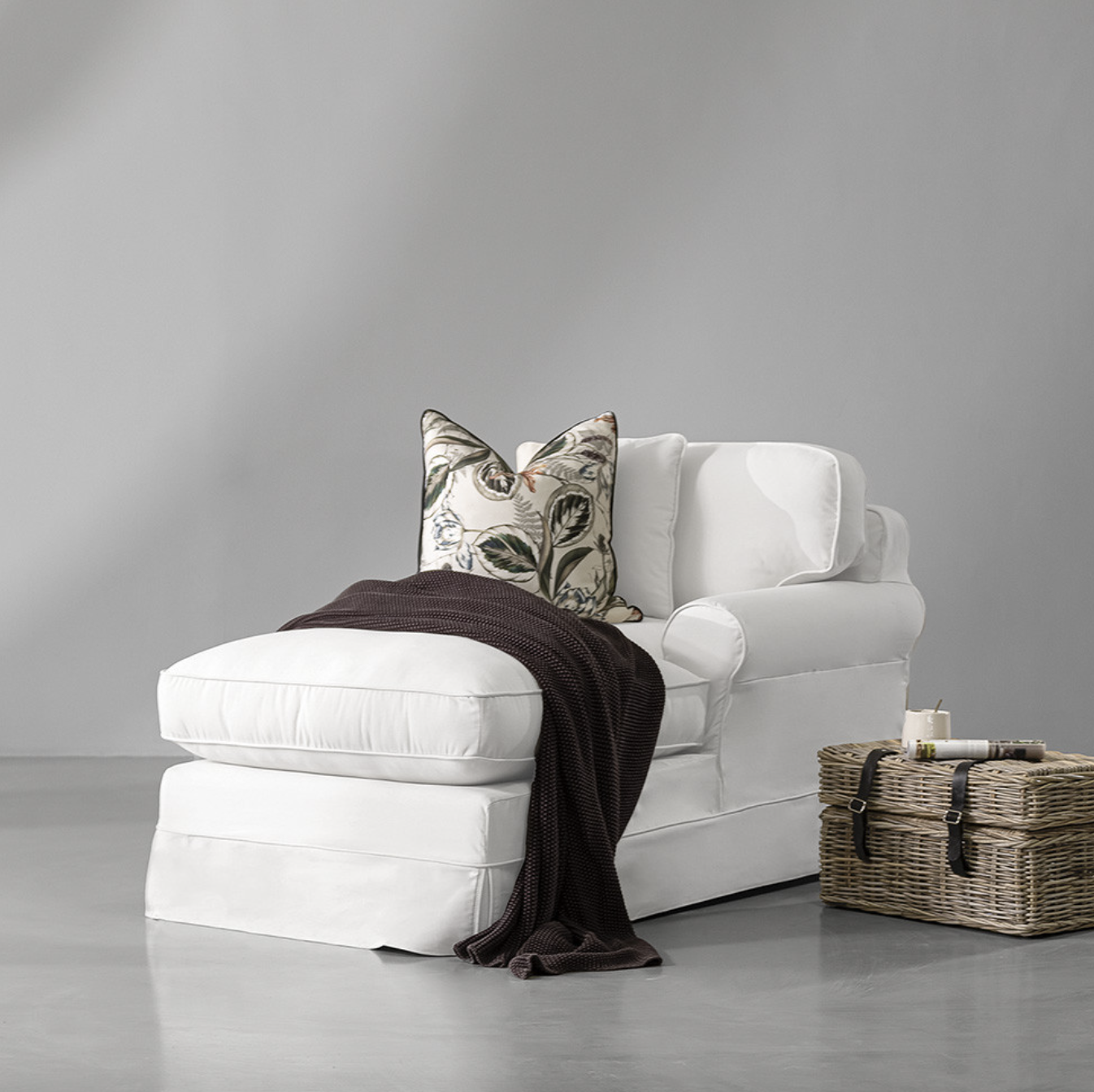 R600 off on Marlee Single Plush Daybed OneDayOnly