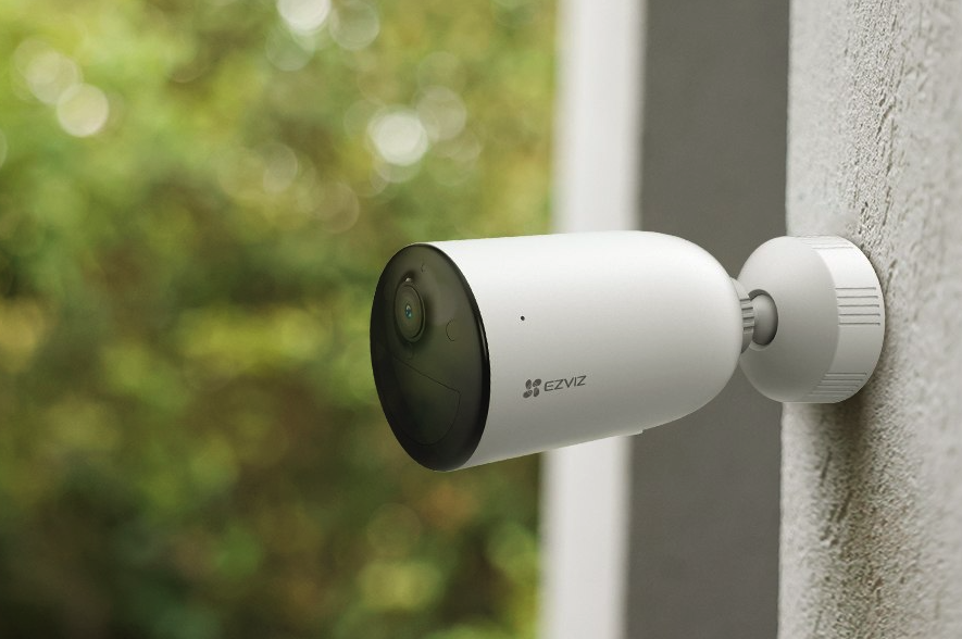 R400 off on HD Outdoor Camera & SD Card OneDayOnly