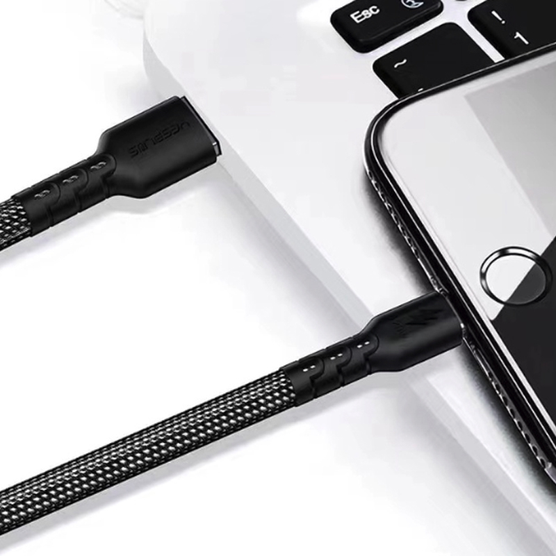 Lightning vs USB C: The Key Differences You Should Know - MiniTool