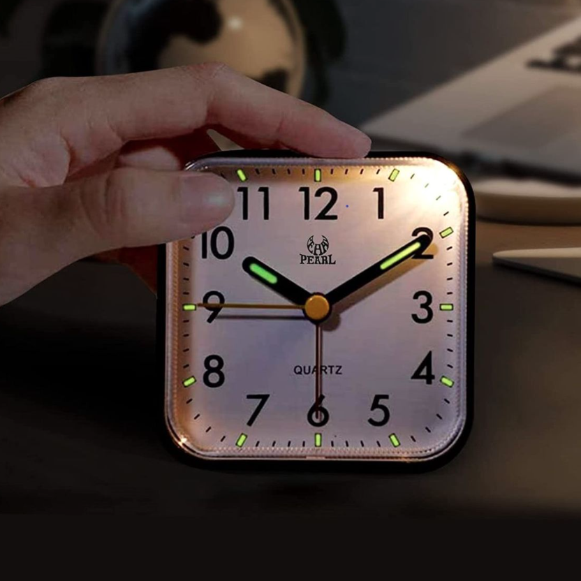 24% off on EMPORIUM Silent Analogue Alarm Clock | OneDayOnly