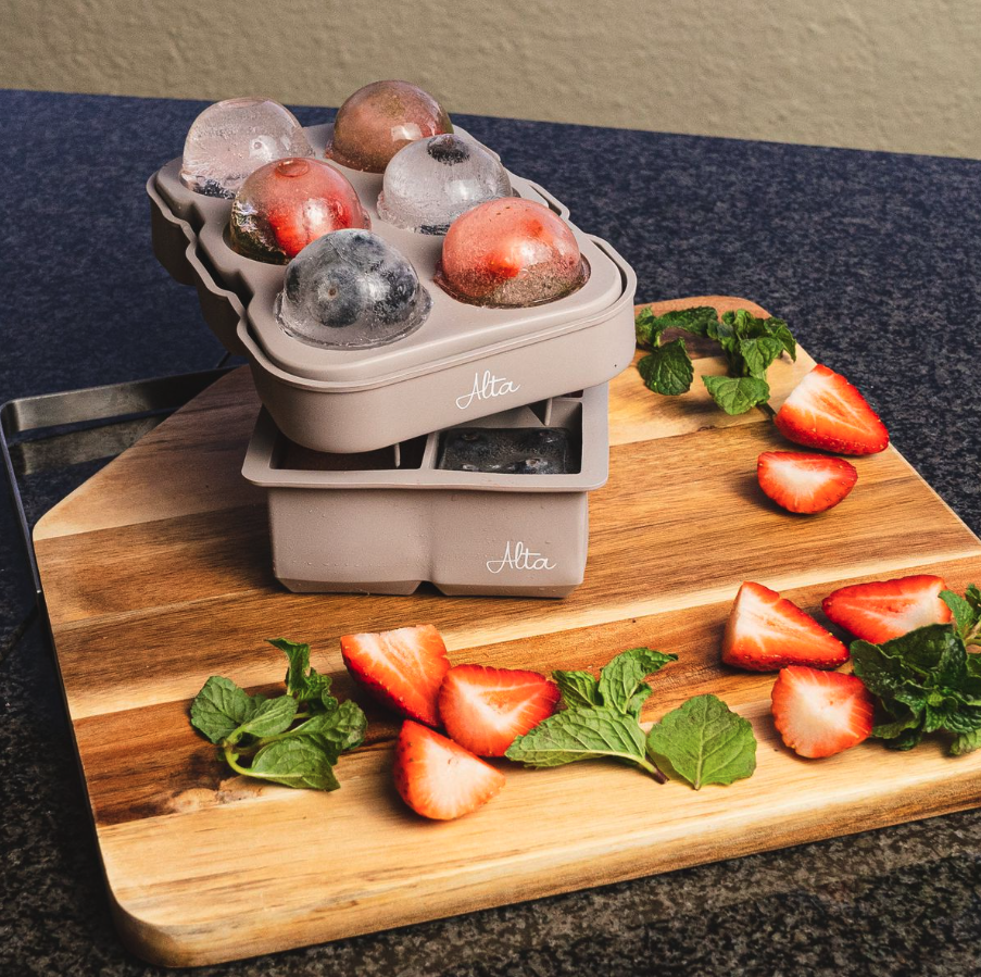 31% off on ALTA 4x Silicone Ice Tray Sets | OneDayOnly