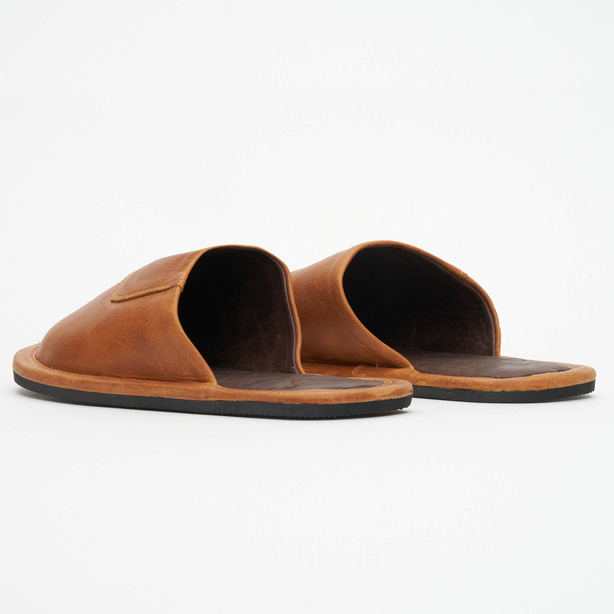 31% off on Men's Genuine Leather Slippers | OneDayOnly