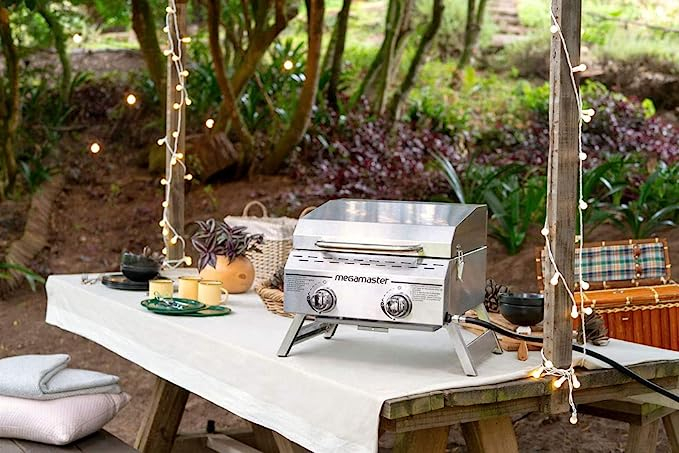 R700 off on Megamaster 2 Burner Gas Braai OneDayOnly