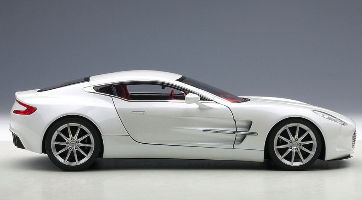 R1,800 off on Aston Martin One 77 Model Car | OneDayOnly