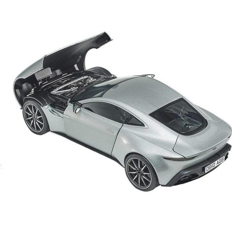 29% off on 1/18 Aston Martin Model Car | OneDayOnly