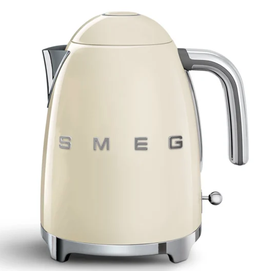 29 off on Smeg 50's Style Electric Kettle OneDayOnly