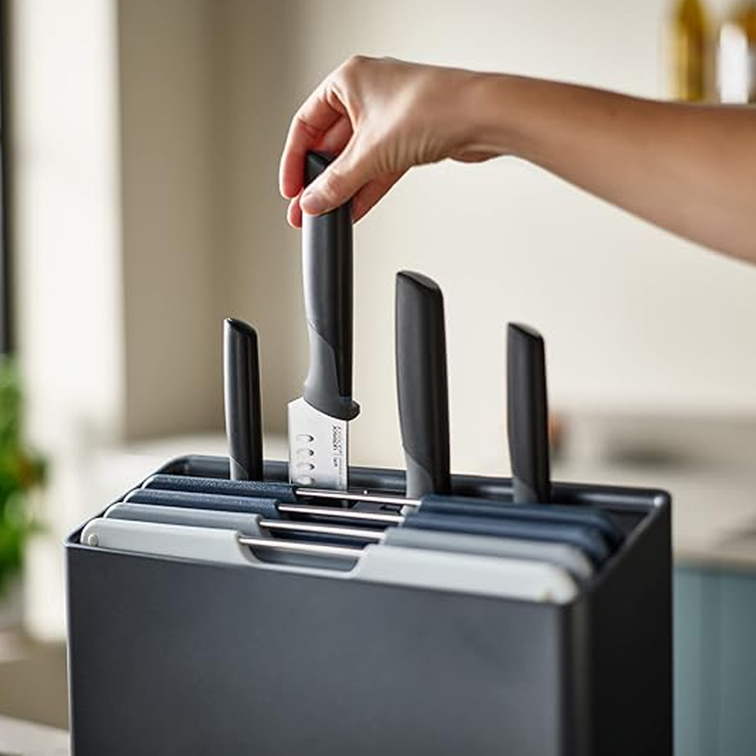 Folio™ Plus 8-Piece Knife and Chopping Board Set