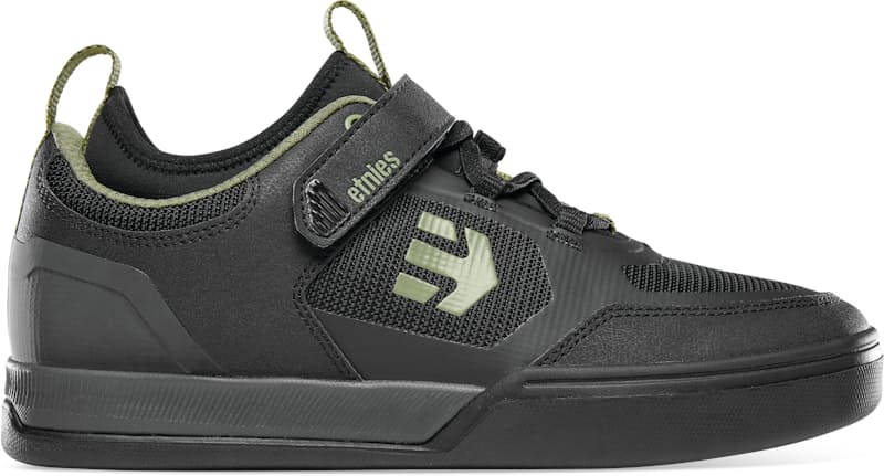 48% off on Etnies Men's Camber CL Shoes | OneDayOnly