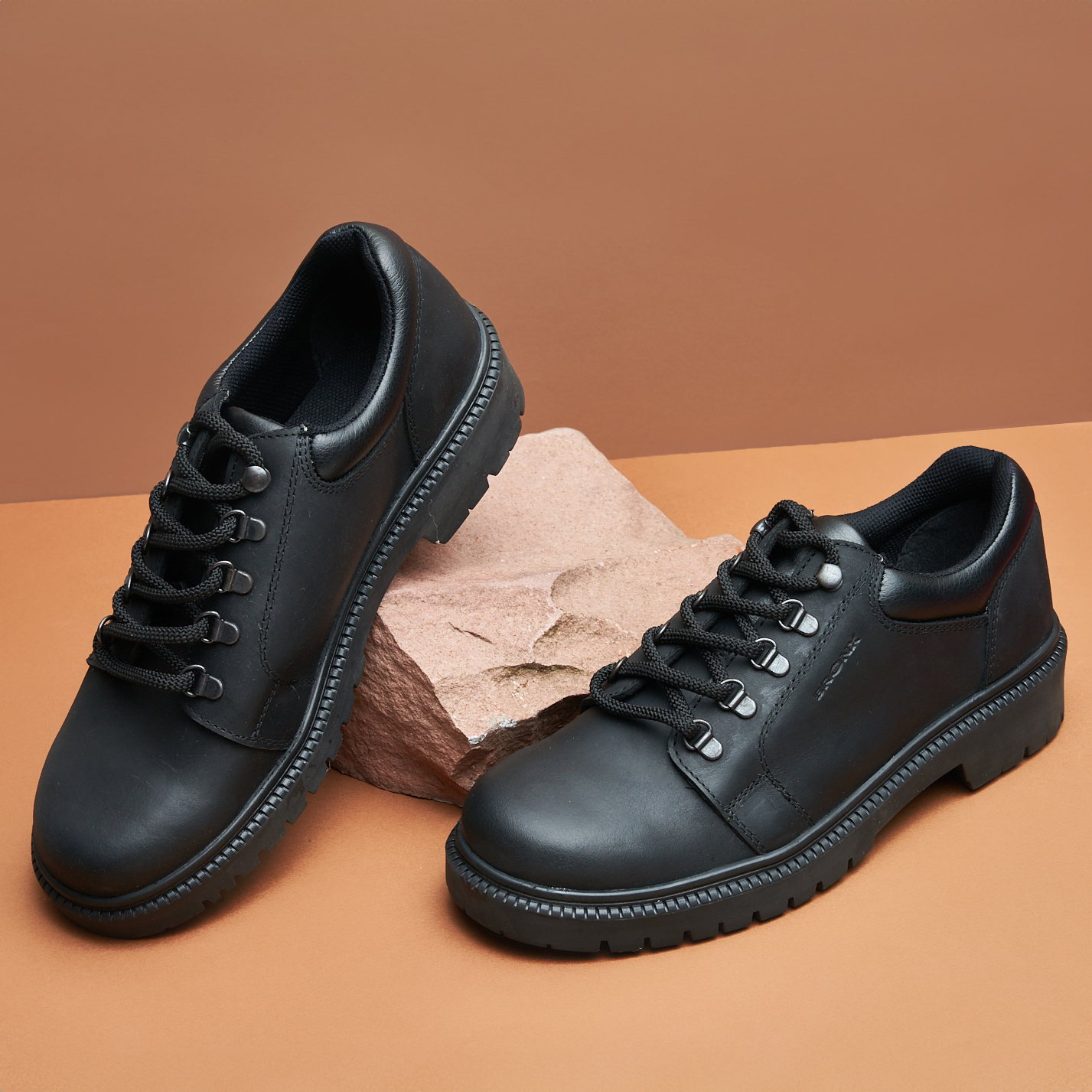 30% off on Bronx Men's Leather M4 Lace-Up Shoes | OneDayOnly