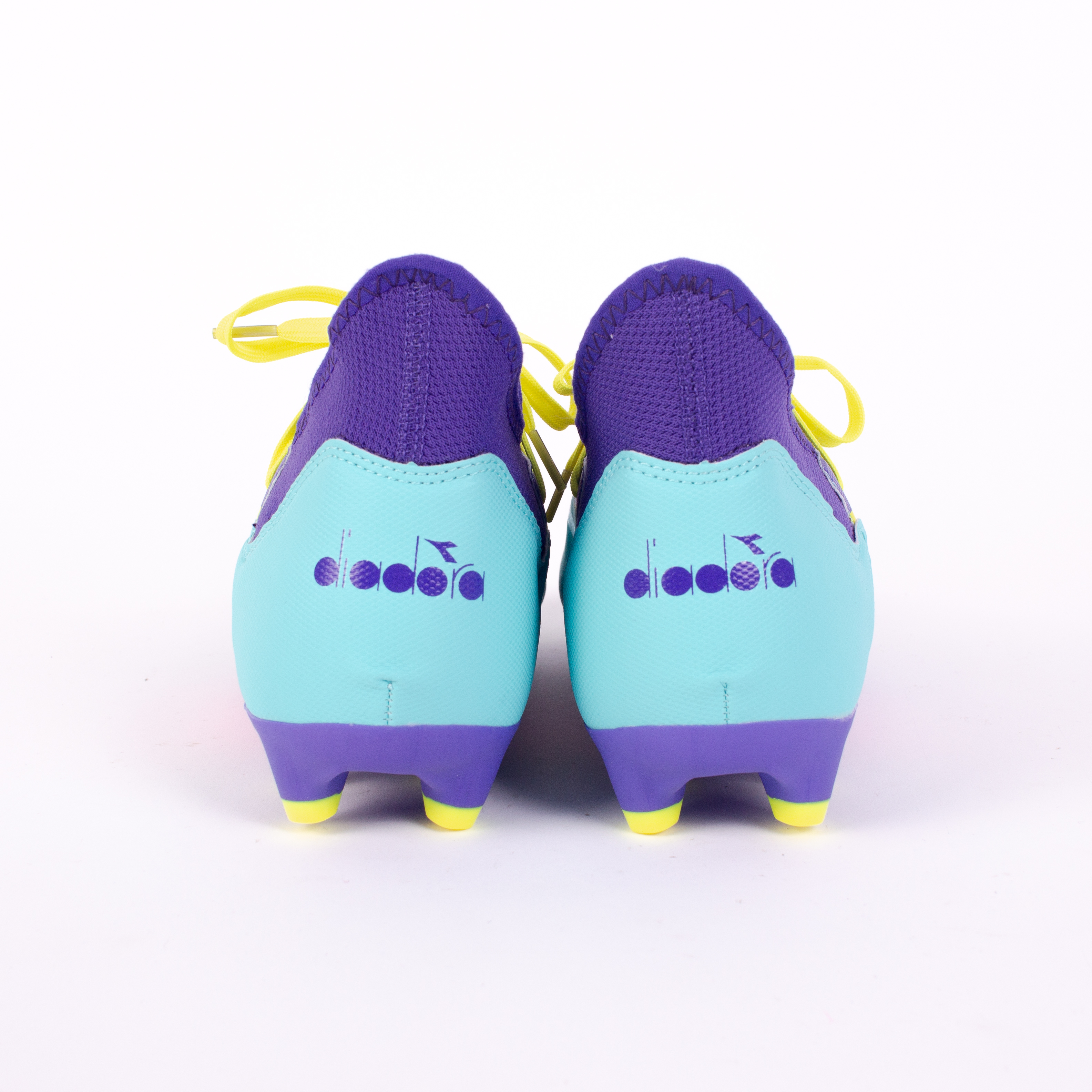 32% off on Diadora Men's Sonic Soccer Boots | OneDayOnly