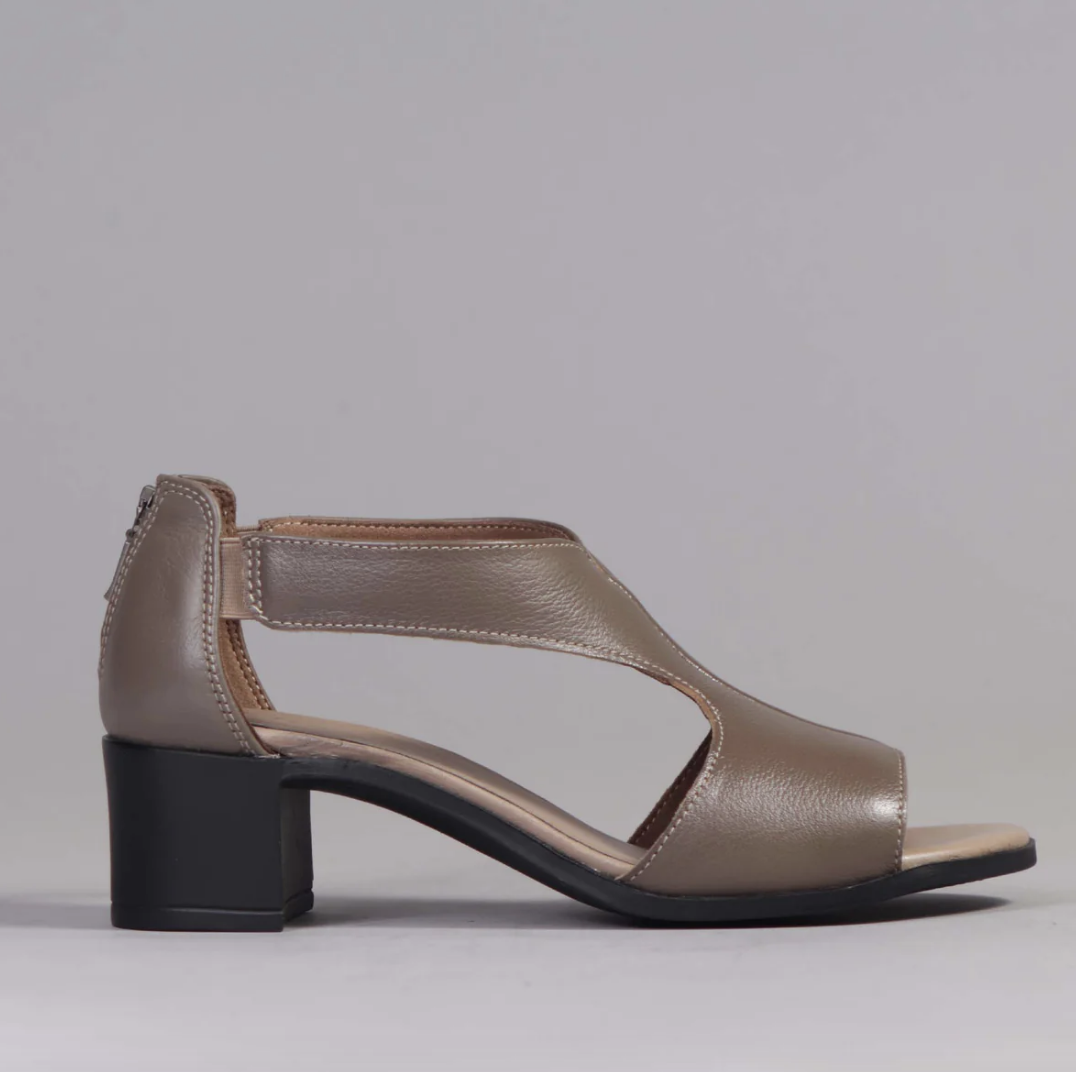 Ladies Genuine Leather Block Heel T-Bar Sandals