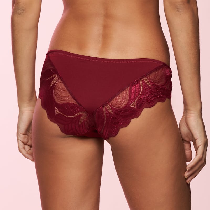 24% off on Ladies Mesh & Scallop Lace Panty