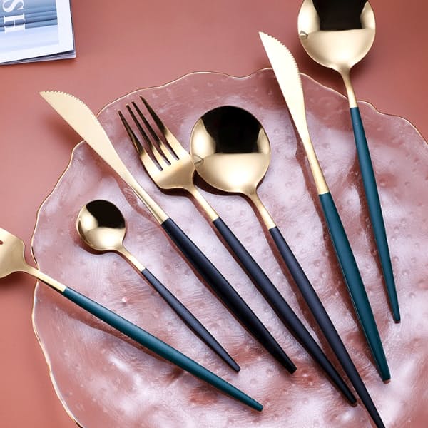 24-Piece Stainless Steel Cutlery Set