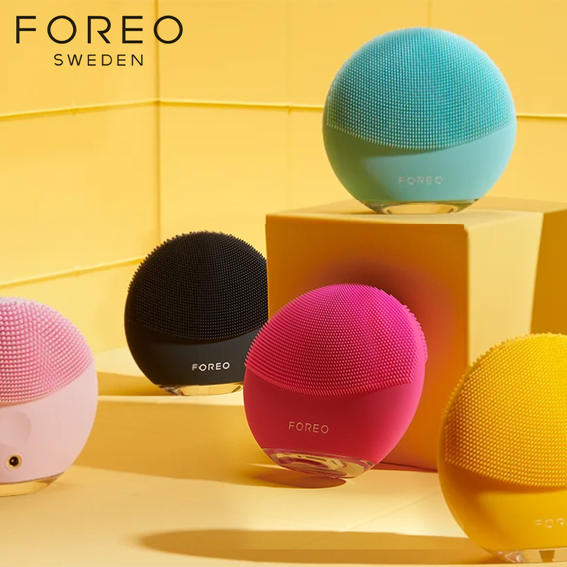 64% off on LUNA Mini 3 Facial Cleansing Brush | OneDayOnly