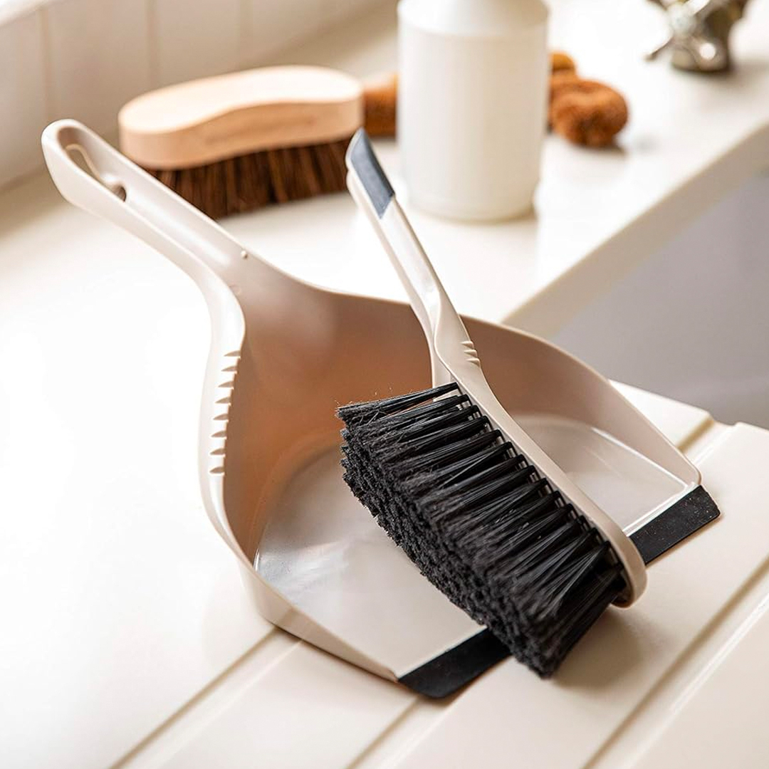 Eco-Friendly Recycled Plastic Dustpan and Brush with Soft Straw Bristles