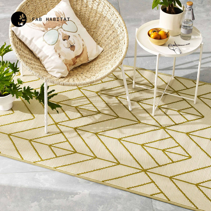 37% off on Reversible Indoor/Outdoor Rug | OneDayOnly