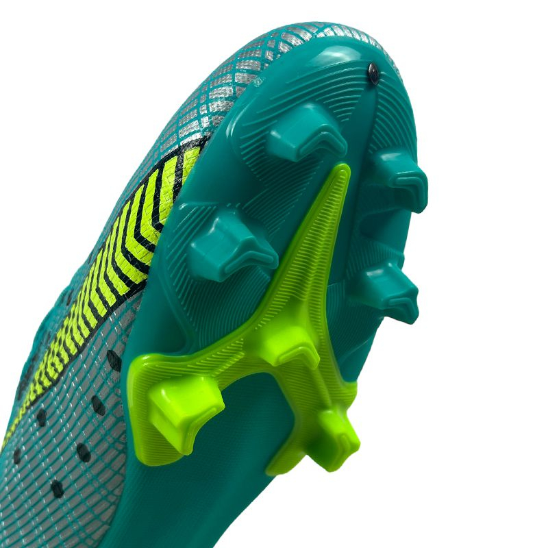 29% off on Mitzuma Men's Flexible Soccer Boots | OneDayOnly
