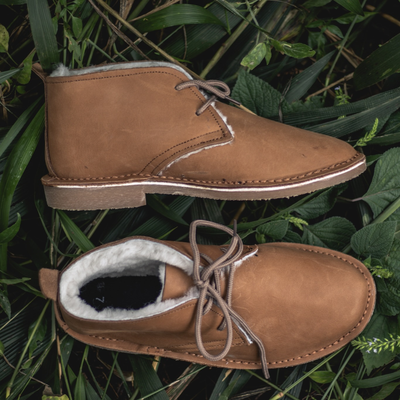 Unisex Genuine Leather Wool Vellies
