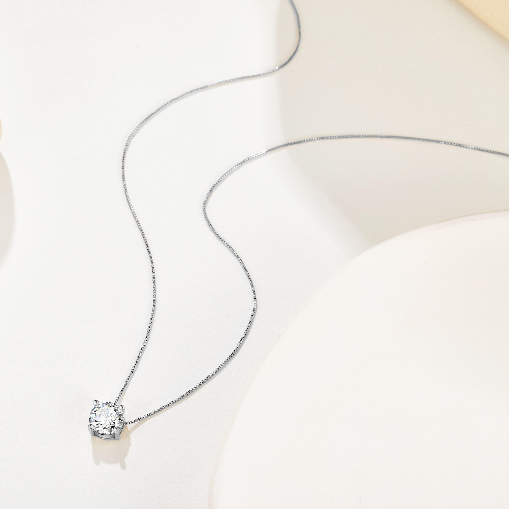 Ladies Floating Ethereal Necklace