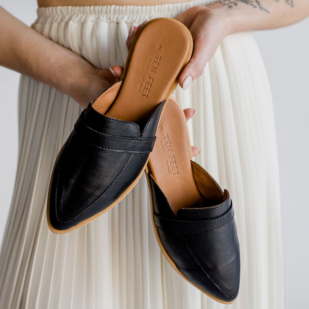 Ladies Genuine Leather Luna Mules