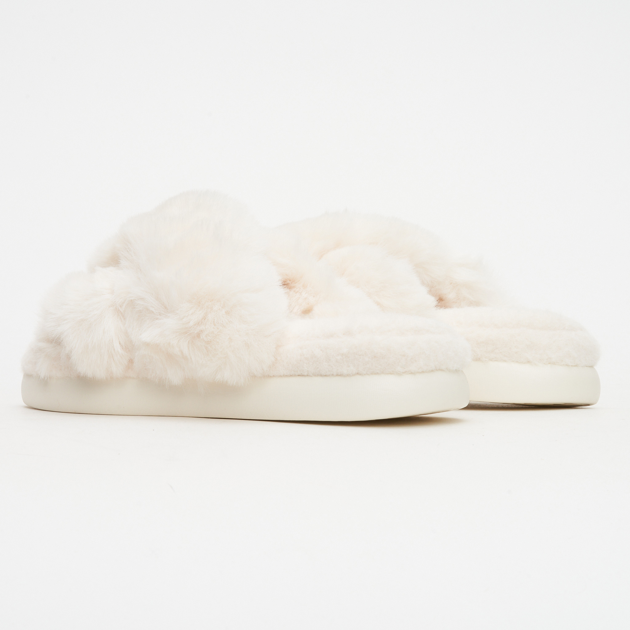40% off on Ladies Fluffy Crossover Slippers OneDayOnly