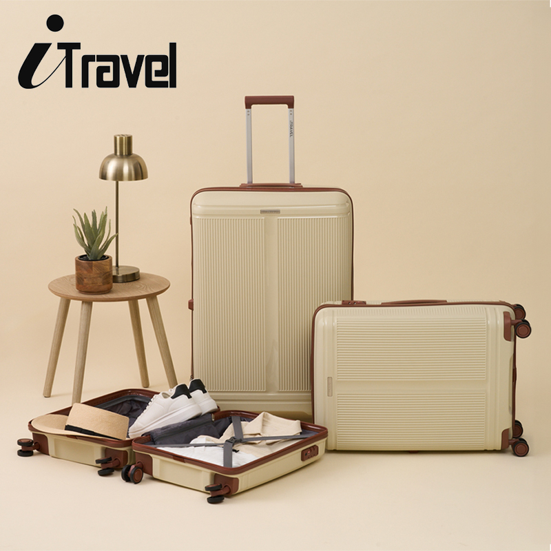 43 off on 3Piece Malaga Trolley Luggage Set with TSA Locks OneDayOnly